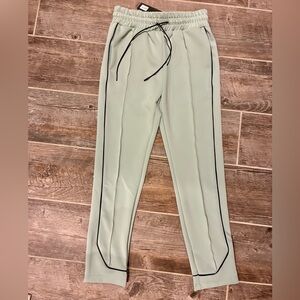 Men's Richie Le Mint Joggers with Black Accents
